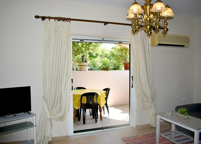 Kakia 2 Bedroom Apartment Zakynthos Town